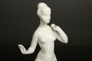 akt